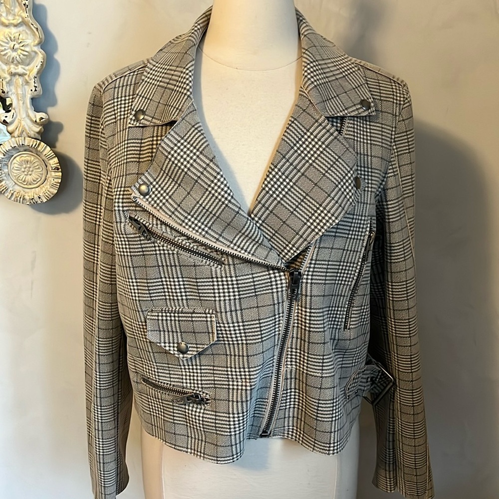Blank NYC Brown & Cream Plaid asymmetric zip Crop Moto jacket Size Large